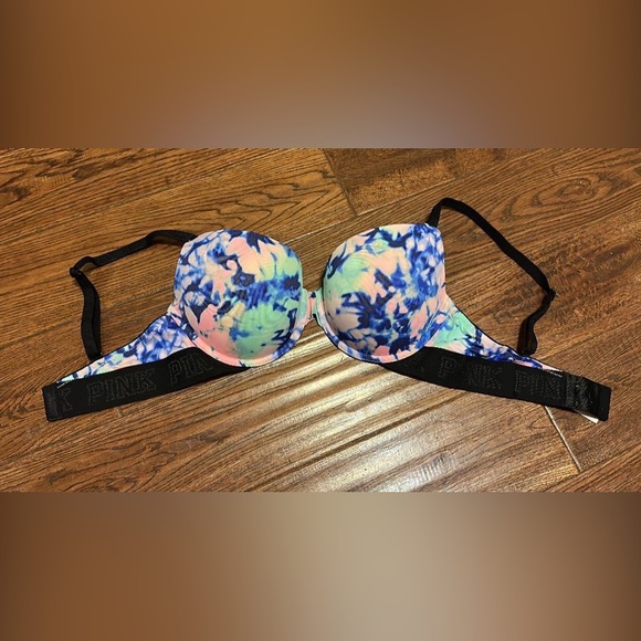 Victorias Secret PINK wear everywhere push up bra - Picture 1 of 1